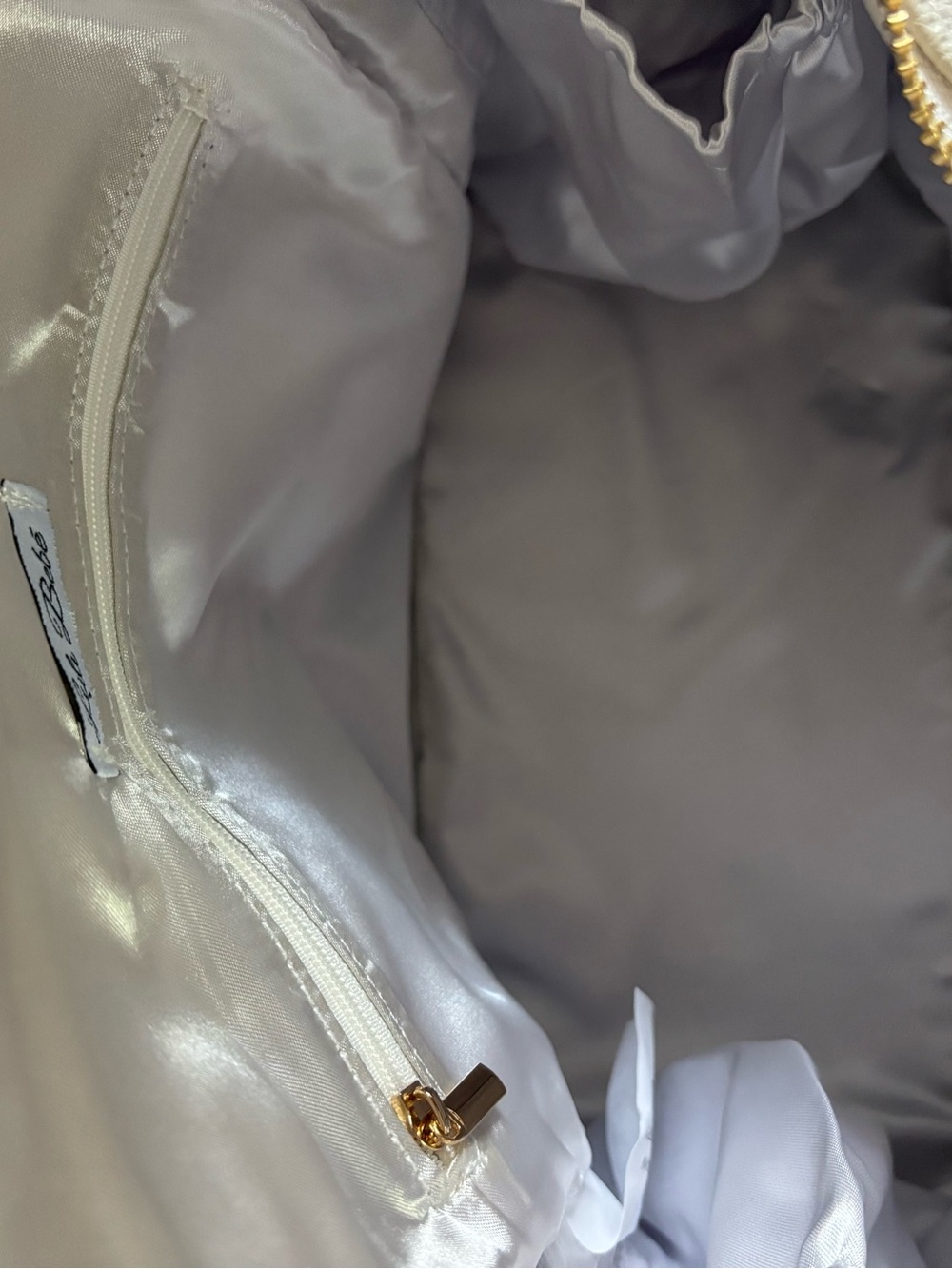 Luli Bebe Petit Monaco Diaper Bag- Pearl White - Picture 2 of 7